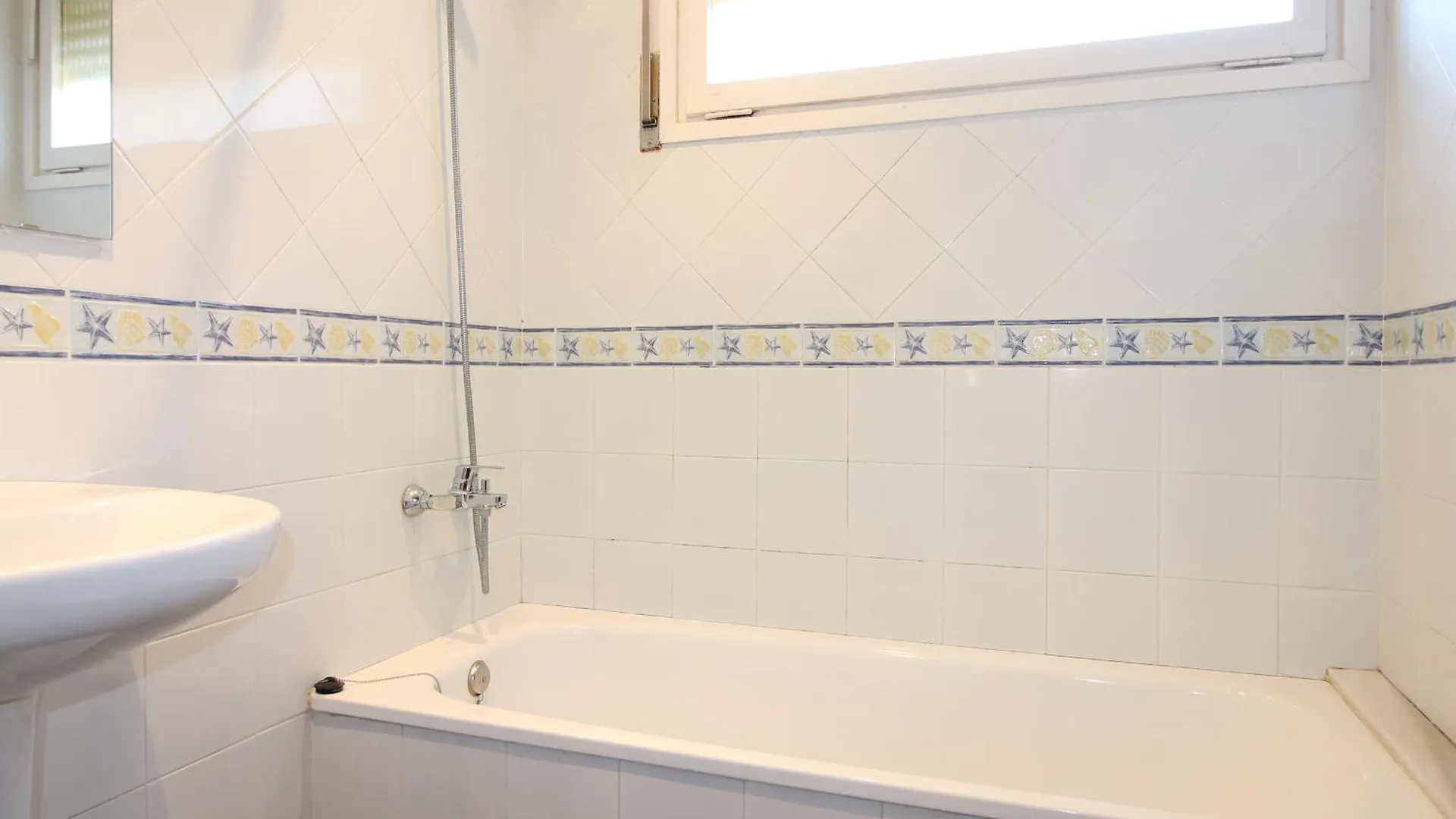 Casa Con Jardin A 100M De La Playa De La Farella, Wifi Y Garaje Privado - Es-228-175 Villa Llança Feriehus