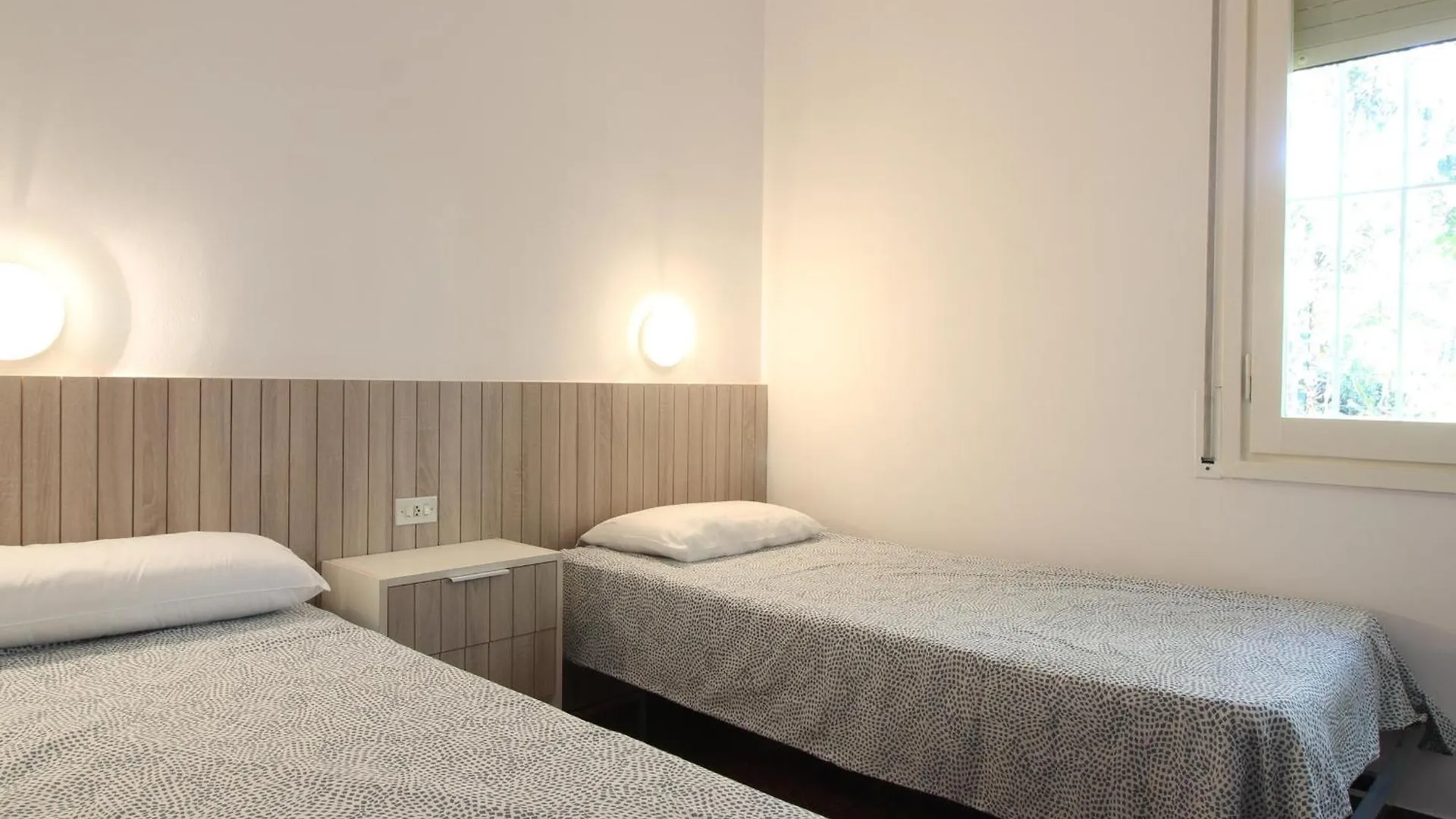 Σπίτι διακοπών Casa Con Jardin A 100M De La Playa De La Farella, Wifi Y Garaje Privado - Es-228-175 Βίλα Llança Ισπανία